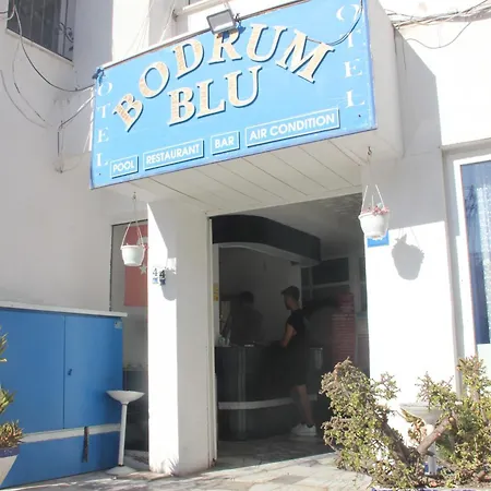 호텔 Blu *