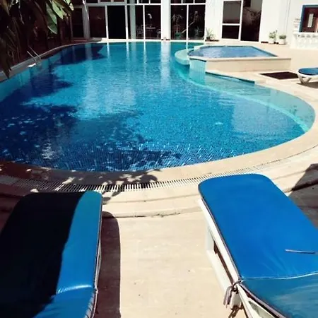 Blu Hotel *
