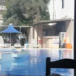 Blu *