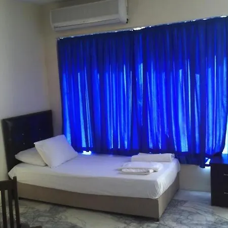 Hotel Blu *